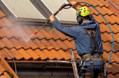 Démoussage et hydrofuge de toiture à Étaing